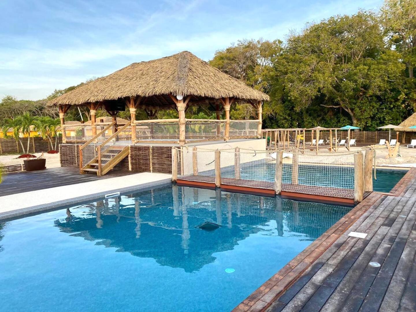 Bungalow La Kawannaise - Piscine, Terrasse, Plage Grand-Bourg  Luaran gambar